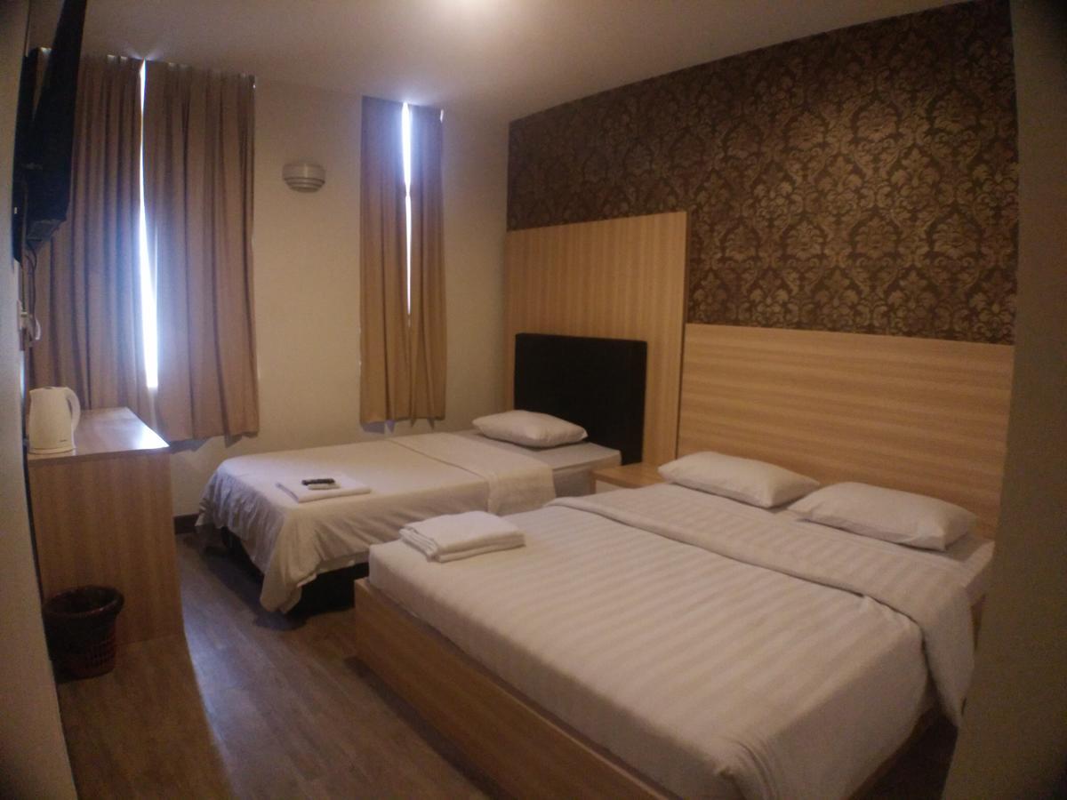 Hotel Truly Asia Kota Kinabalu Buitenkant foto