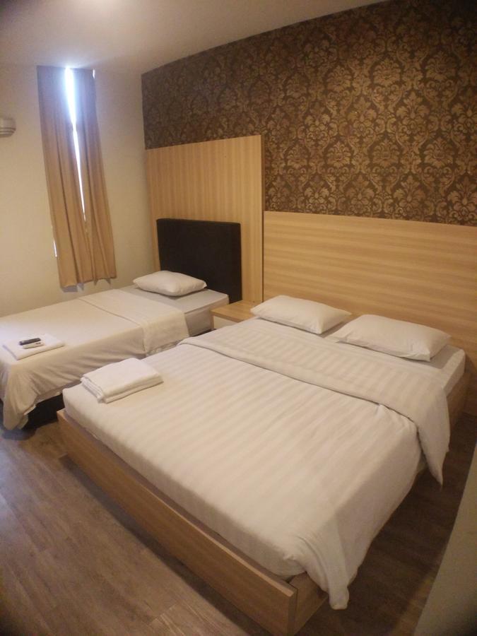 Hotel Truly Asia Kota Kinabalu Buitenkant foto
