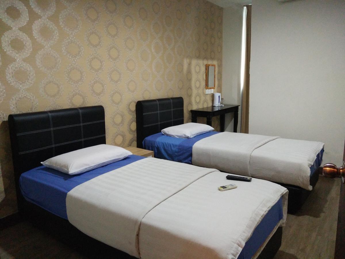 Hotel Truly Asia Kota Kinabalu Buitenkant foto
