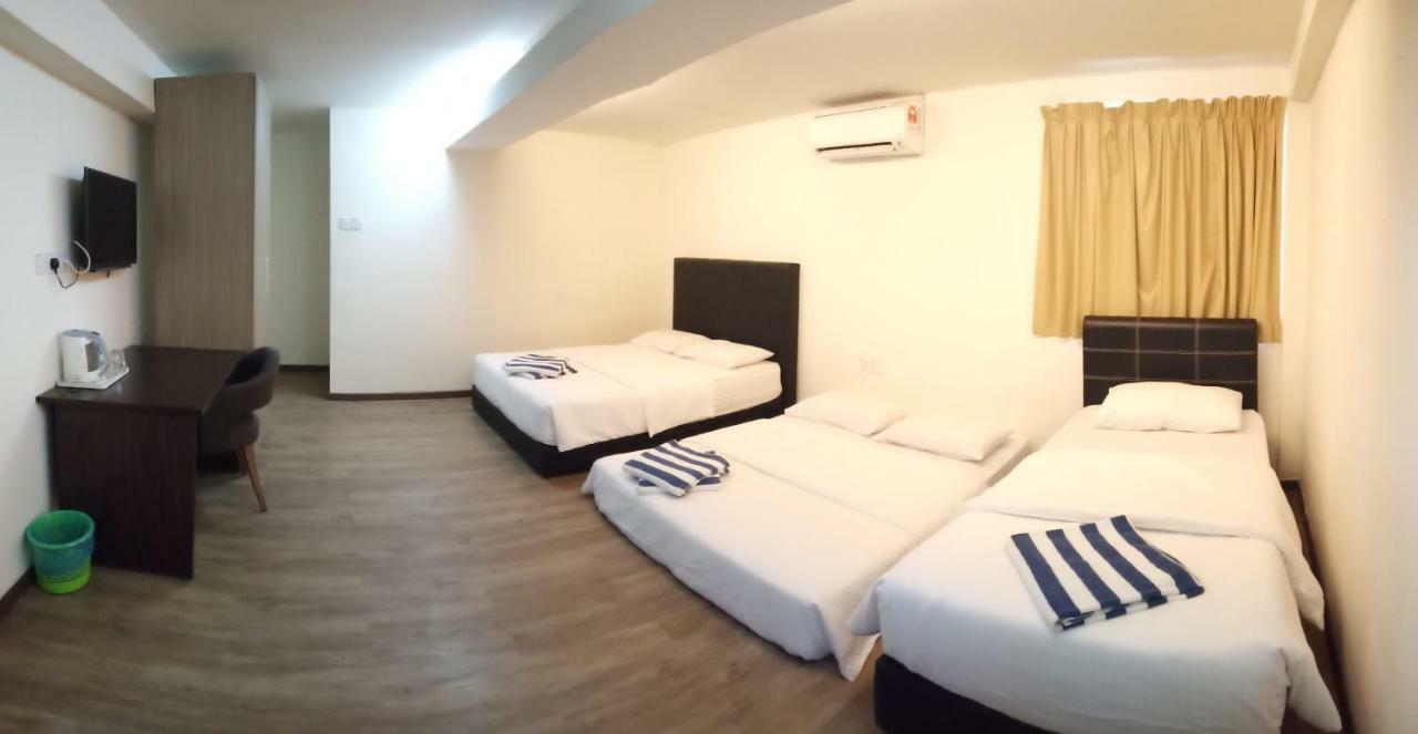 Hotel Truly Asia Kota Kinabalu Buitenkant foto