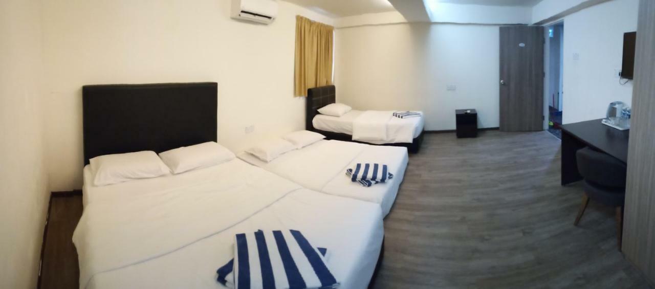 Hotel Truly Asia Kota Kinabalu Buitenkant foto