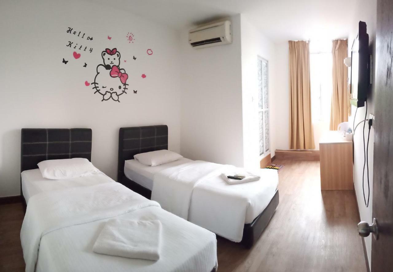 Hotel Truly Asia Kota Kinabalu Buitenkant foto